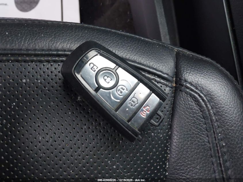 2018 Ford Expedition Max Limited VIN: 1FMJK2AT4JEA66277 Lot: 43980226