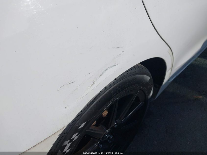 2015 Toyota Camry Le VIN: 4T1BF1FK9FU055355 Lot: 43980251