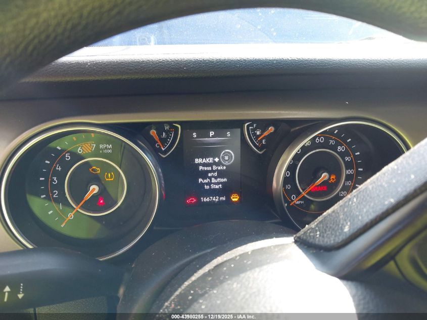 2020 Jeep Wrangler Sport 4X4 VIN: 1C4GJXAN2LW261033 Lot: 43980255