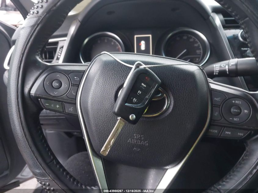 2018 Toyota Camry Se VIN: JTNB11HK9J3020812 Lot: 43980267