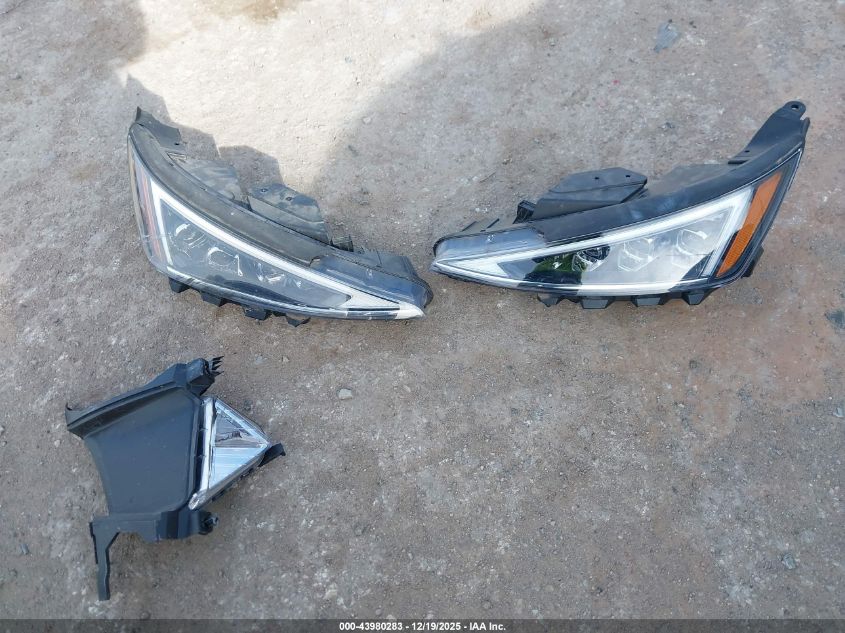 2019 Hyundai Elantra Limited VIN: 5NPD84LF2KH482025 Lot: 43980283