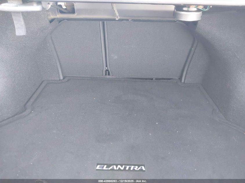 2019 Hyundai Elantra Limited VIN: 5NPD84LF2KH482025 Lot: 43980283