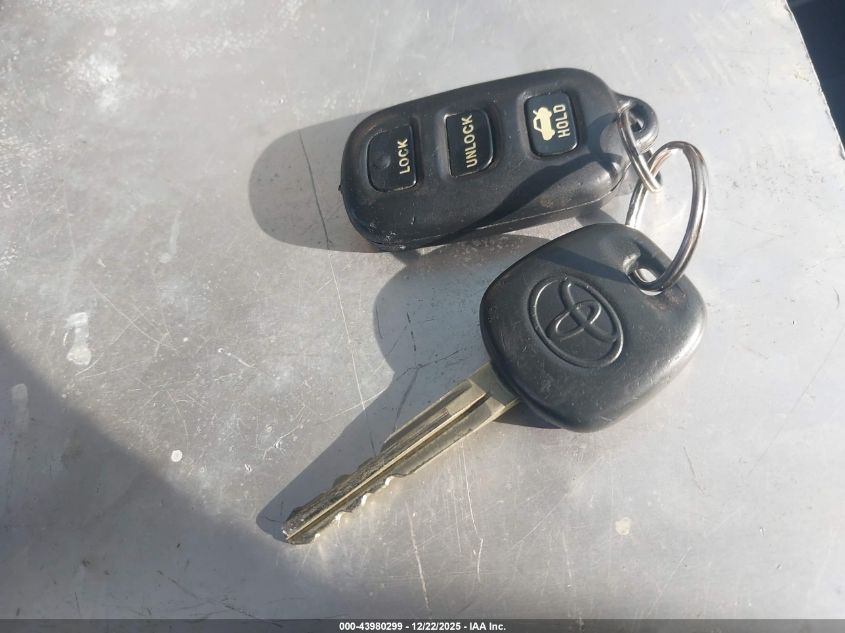 2004 Toyota Camry Xle V6 VIN: JTDBF32K340157387 Lot: 43980299