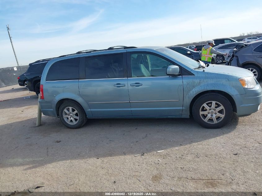 2009 Chrysler Town & Country Touring VIN: 2A8HR54199R567618 Lot: 43980302