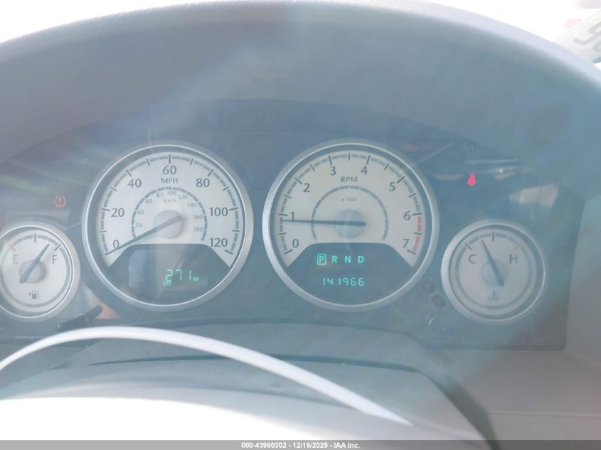 2009 Chrysler Town & Country Touring VIN: 2A8HR54199R567618 Lot: 43980302