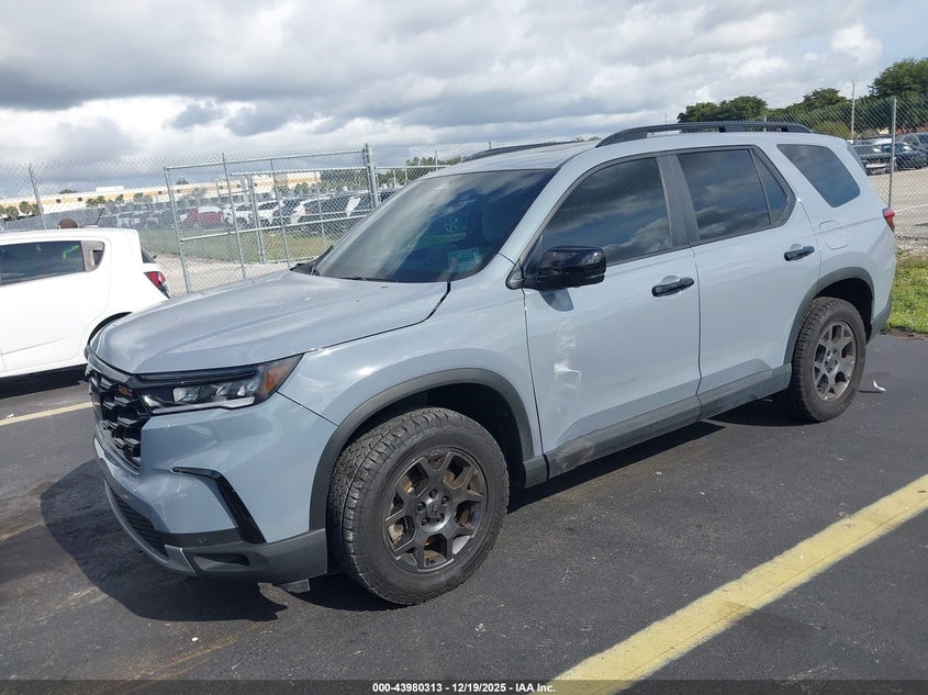 2025 Honda Pilot Trailsport