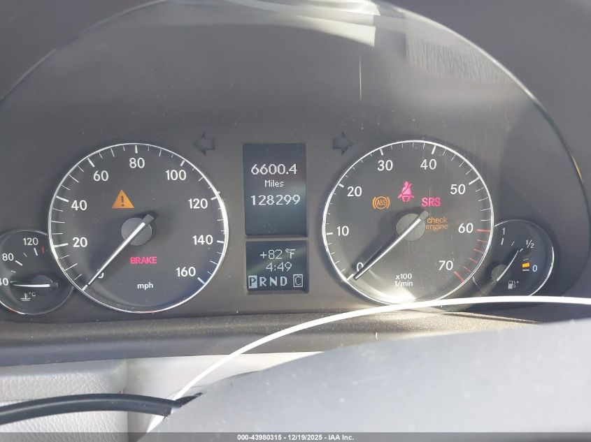 2005 Mercedes-Benz C 240 Luxury 4Matic VIN: WDBRF81JX5F677121 Lot: 43980315