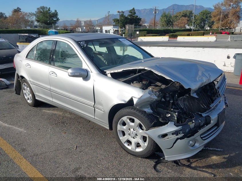 2005 Mercedes-Benz C 240 Luxury 4Matic