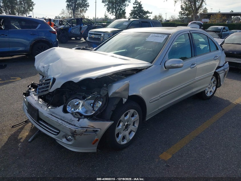 2005 Mercedes-Benz C 240 Luxury 4Matic