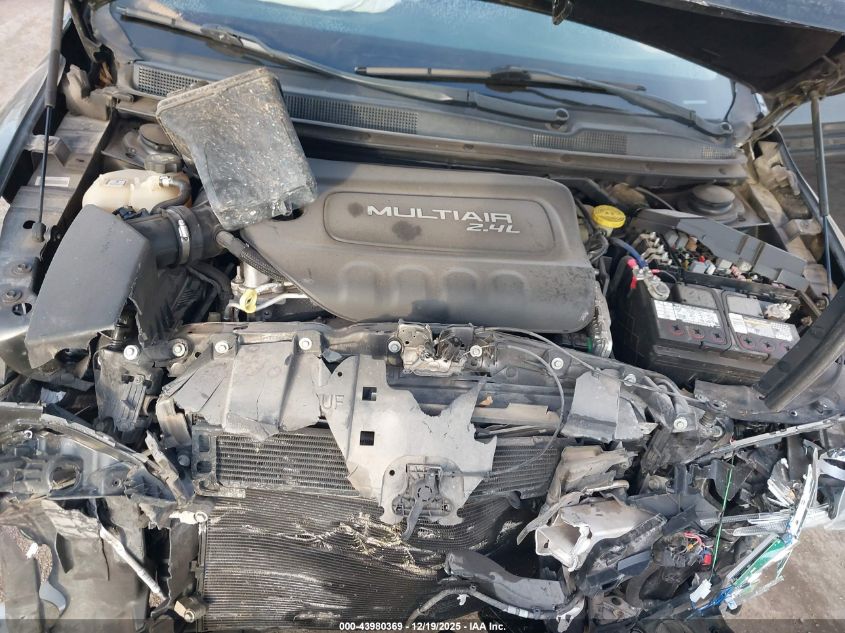 2017 Chrysler 200 Limited Platinum VIN: 1C3CCCAB2HN501075 Lot: 43980369