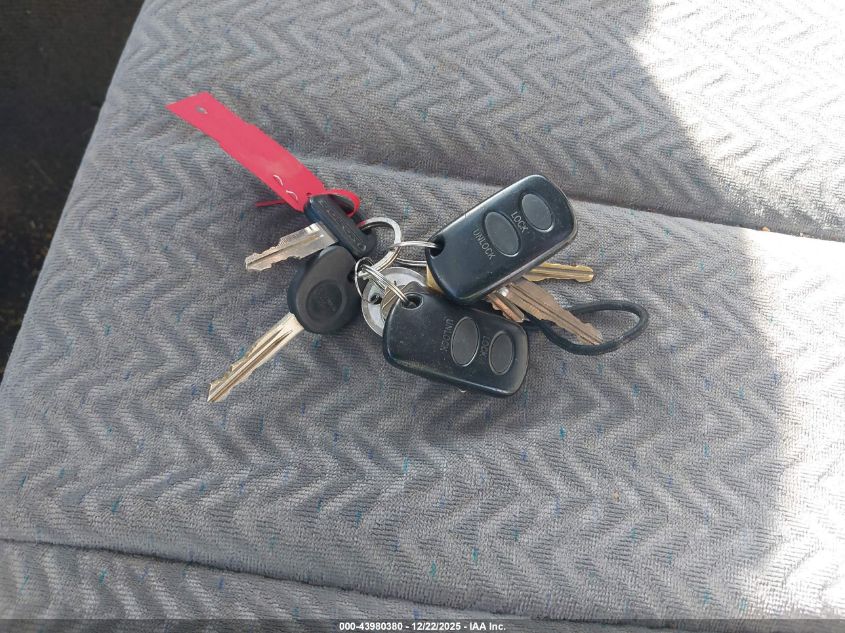 2001 Suzuki Grand Vitara Jlx/Jlx+/Limited VIN: JS3TD62V714165181 Lot: 43980380