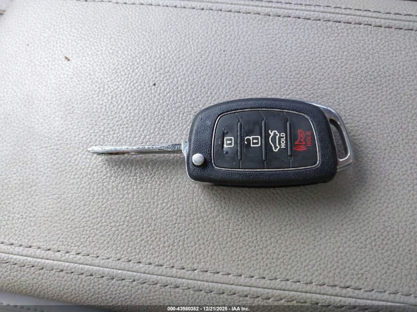 2015 Hyundai Sonata Se VIN: 5NPE24AF3FH231478 Lot: 43980382