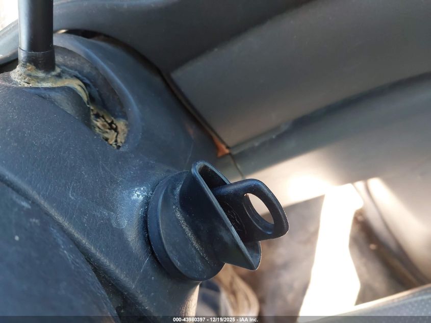 2005 Ford E-250 Commercial/Recreational VIN: 1FTNE24W65HA48581 Lot: 43980397