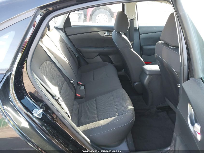 2020 Kia Forte Lxs VIN: 3KPF24AD6LE256460 Lot: 43980423