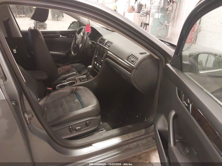 2014 Volkswagen Passat 2.0L Tdi Sel Premium VIN: 1VWCN7A31EC087572 Lot: 43980429