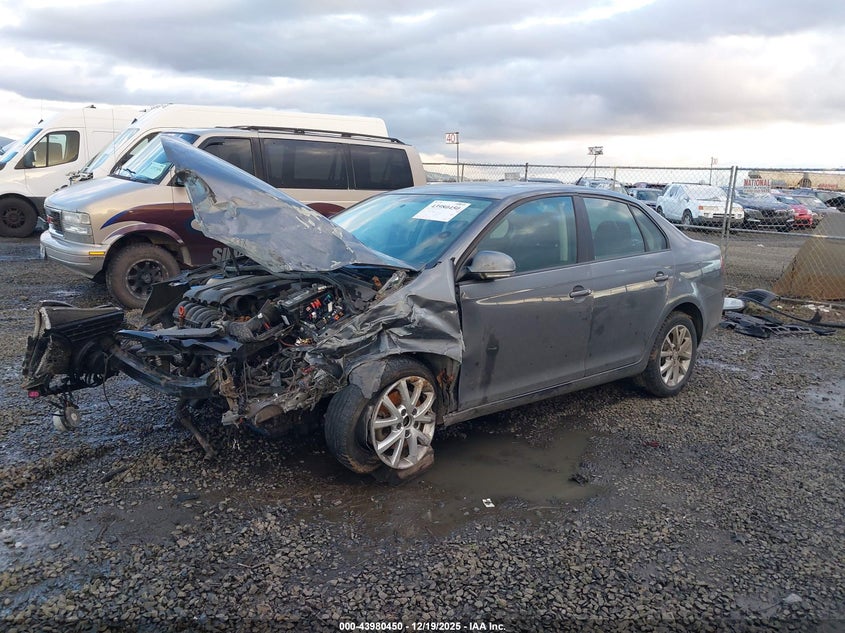 2010 Volkswagen Jetta Limited Edition