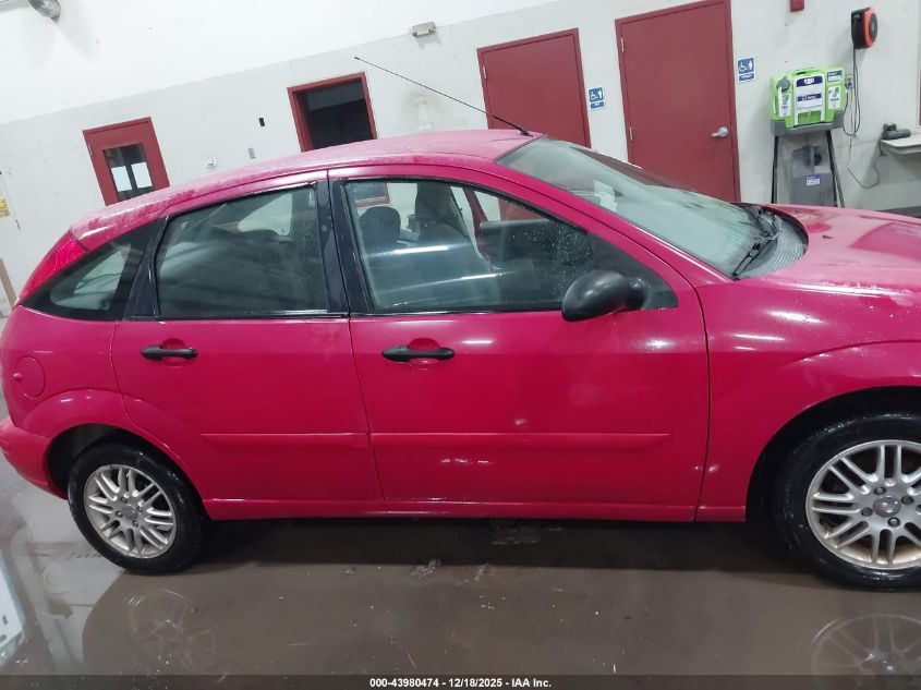 2004 Ford Focus Zx5 VIN: 3FAFP37384R111978 Lot: 43980474