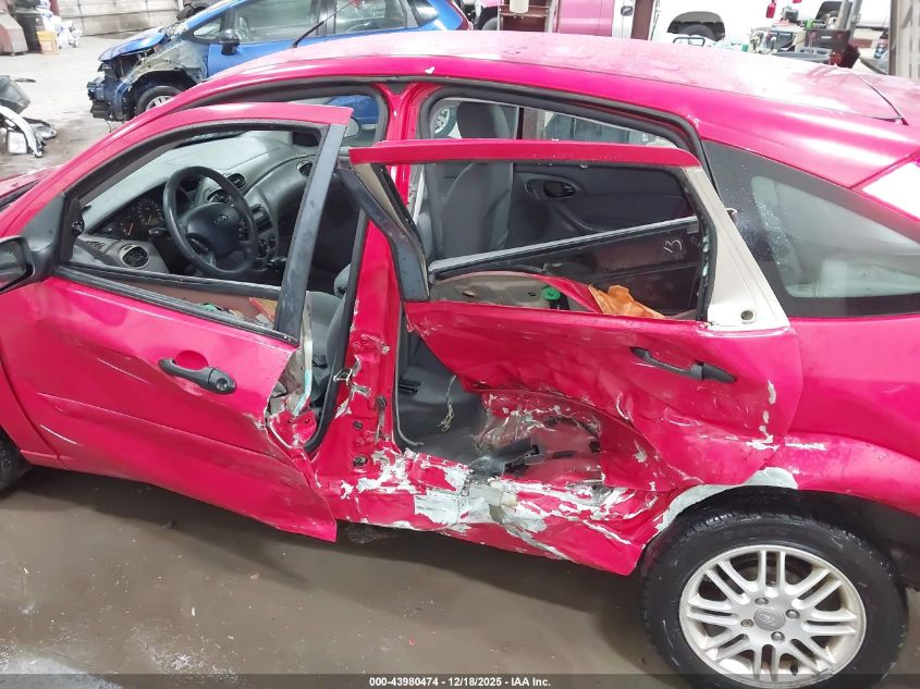 2004 Ford Focus Zx5 VIN: 3FAFP37384R111978 Lot: 43980474