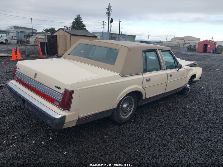 1989 Lincoln Town Car Signature