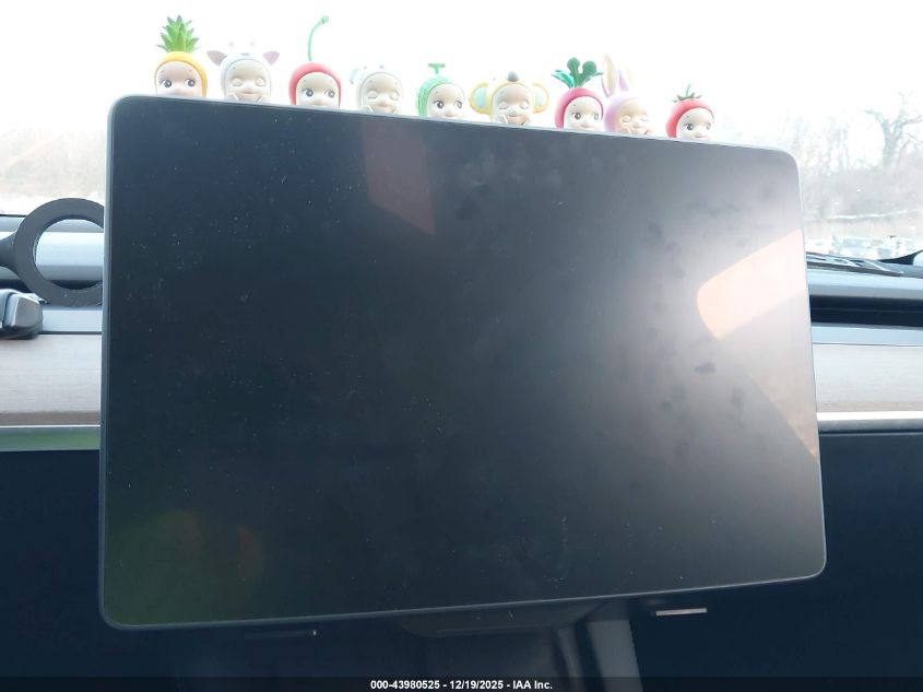 2023 Tesla Model Y Awd/Long Range Dual Motor All-Wheel Drive VIN: 7SAYGDEE4PA041656 Lot: 43980525