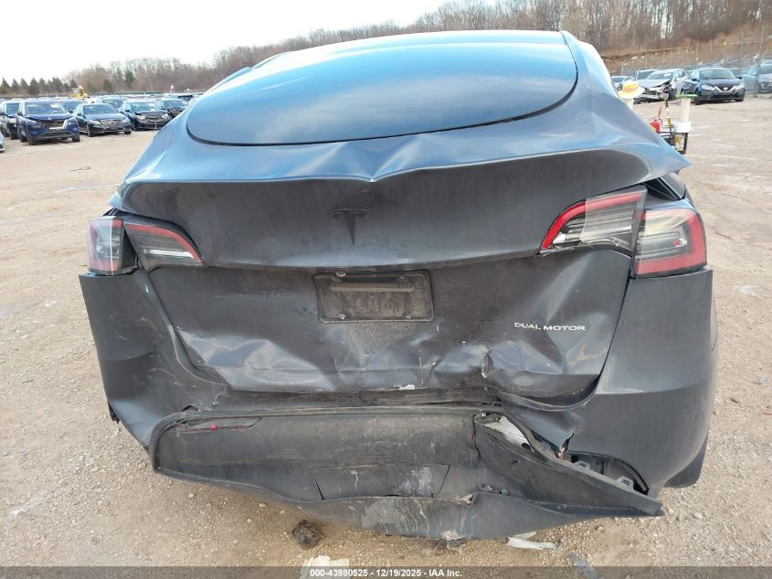 2023 Tesla Model Y Awd/Long Range Dual Motor All-Wheel Drive VIN: 7SAYGDEE4PA041656 Lot: 43980525