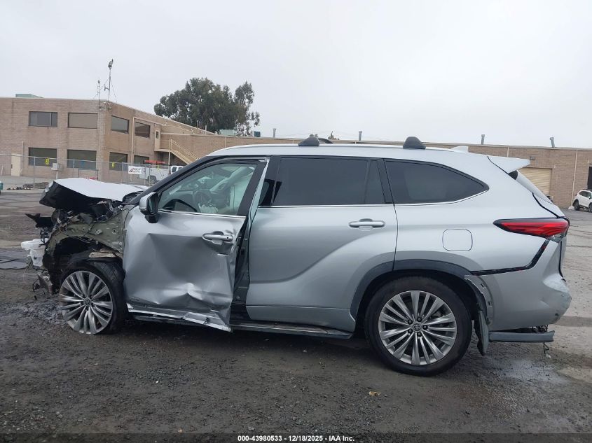 2022 Toyota Highlander Hybrid Platinum VIN: 5TDEBRCH5NS070393 Lot: 43980533
