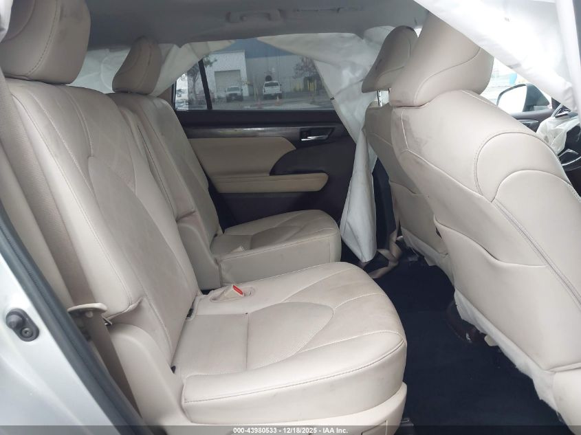 2022 Toyota Highlander Hybrid Platinum VIN: 5TDEBRCH5NS070393 Lot: 43980533