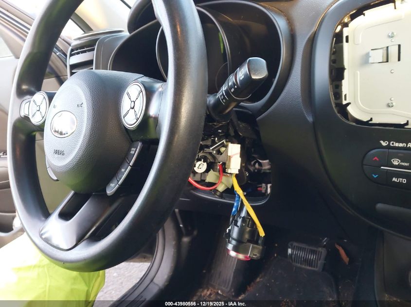 2017 Kia Soul + VIN: KNDJP3A58H7465334 Lot: 43980556