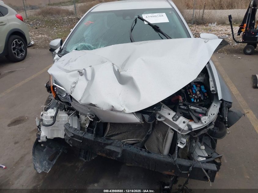 2017 Toyota Corolla Le VIN: 2T1BURHE8HC945720 Lot: 43980588