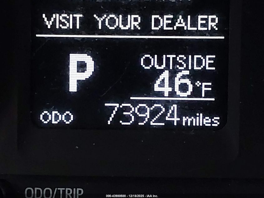 2017 Toyota Corolla Le VIN: 2T1BURHE8HC945720 Lot: 43980588