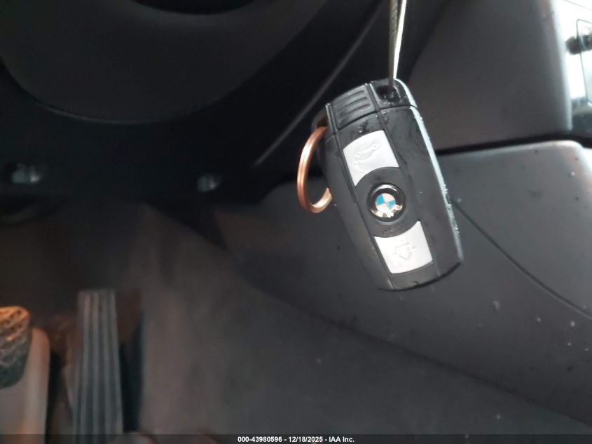 2014 BMW X1 xDrive28I VIN: WBAVL1C5XEVY13816 Lot: 43980596