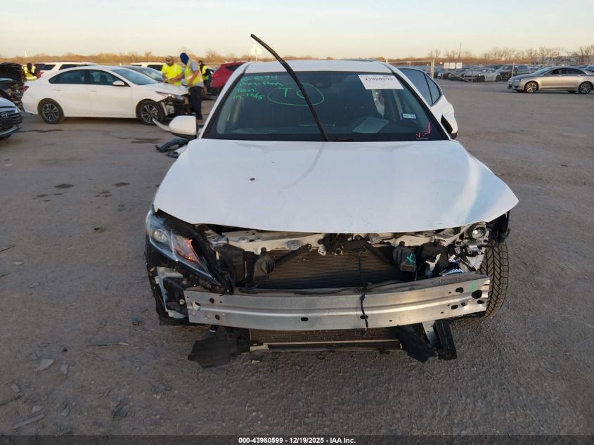 2021 Toyota Camry Le VIN: 4T1C11AK8MU558513 Lot: 43980599