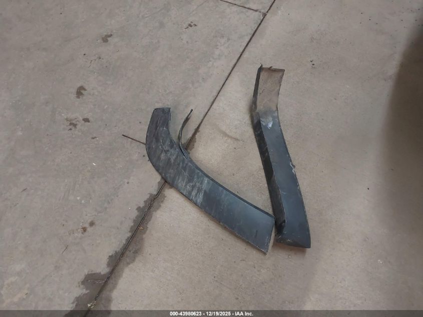 2019 Jeep Cherokee Trailhawk 4X4 VIN: 1C4PJMBX4KD335321 Lot: 43980623