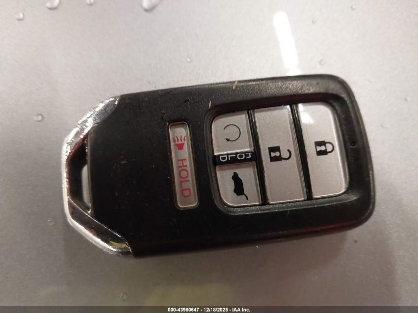 2017 Honda Pilot Elite VIN: 5FNYF6H02HB044183 Lot: 43980647