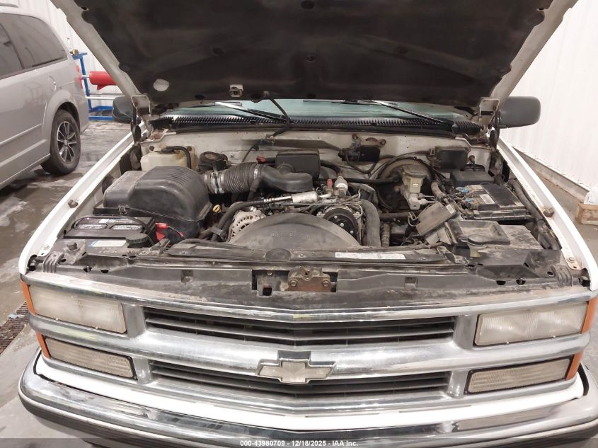 1997 Chevrolet C1500 Fleetside VIN: 1GCEC19R0VE198884 Lot: 43980709