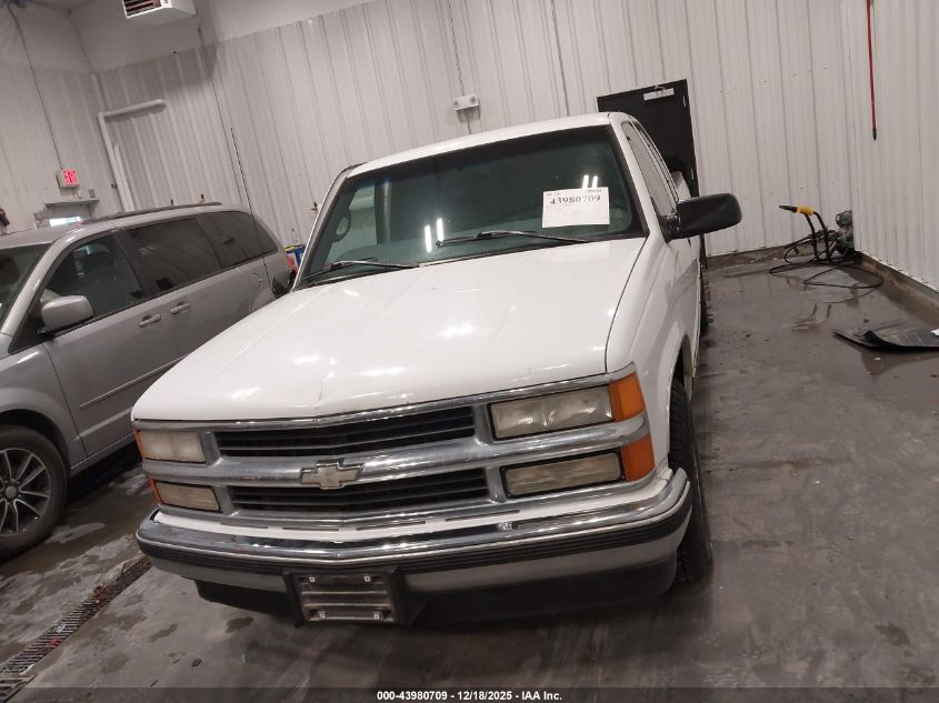 1997 Chevrolet C1500 Fleetside VIN: 1GCEC19R0VE198884 Lot: 43980709