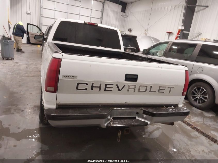 1997 Chevrolet C1500 Fleetside VIN: 1GCEC19R0VE198884 Lot: 43980709