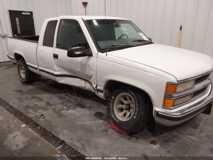 1997 Chevrolet C1500 Fleetside VIN: 1GCEC19R0VE198884 Lot: 43980709