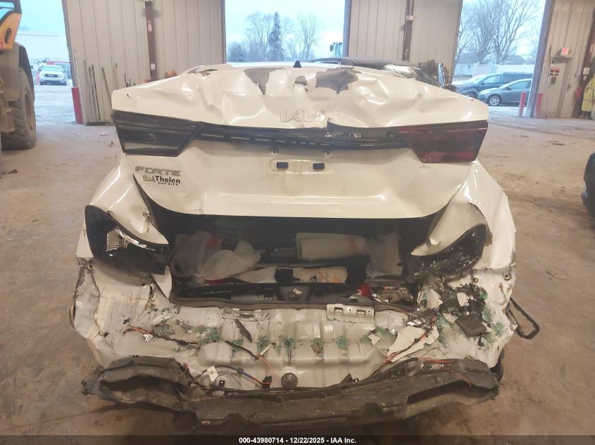 2024 Kia Forte Lxs VIN: 3KPF24AD0RE819107 Lot: 43980714