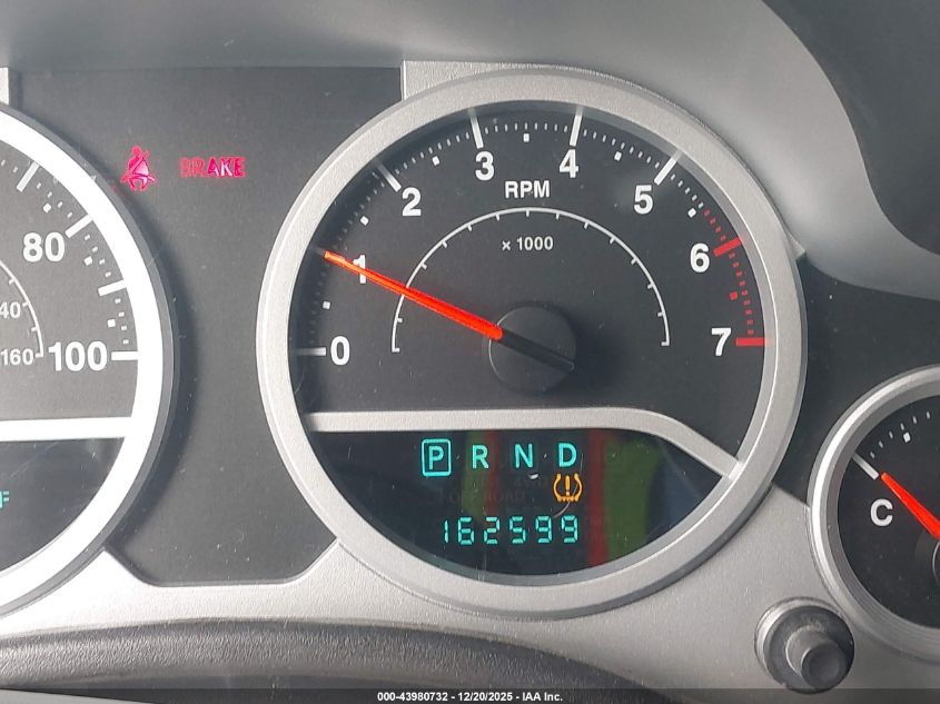 2009 Jeep Wrangler Unlimited Sahara VIN: 1J8GA59129L761167 Lot: 43980732