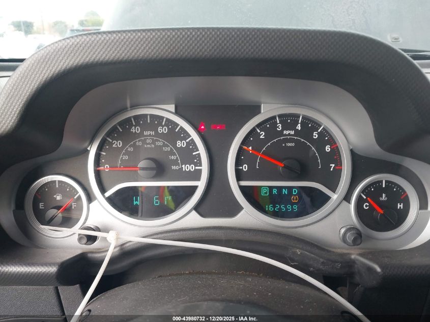 2009 Jeep Wrangler Unlimited Sahara VIN: 1J8GA59129L761167 Lot: 43980732