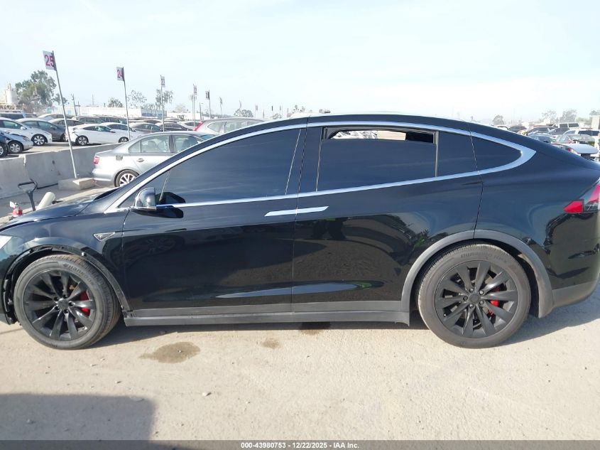 2016 Tesla Model X 60D/70D/75D/90D VIN: 5YJXCAE22GF006531 Lot: 43980753