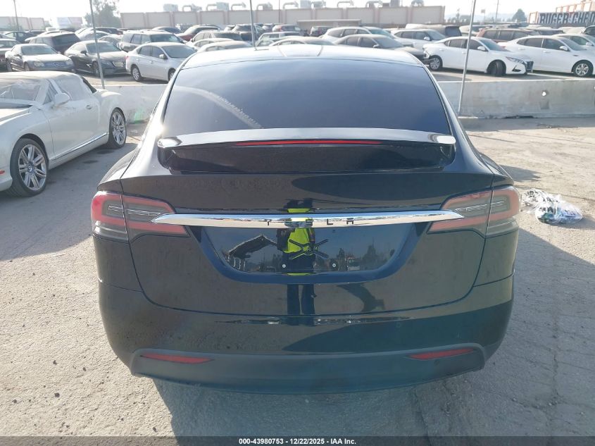 2016 Tesla Model X 60D/70D/75D/90D VIN: 5YJXCAE22GF006531 Lot: 43980753