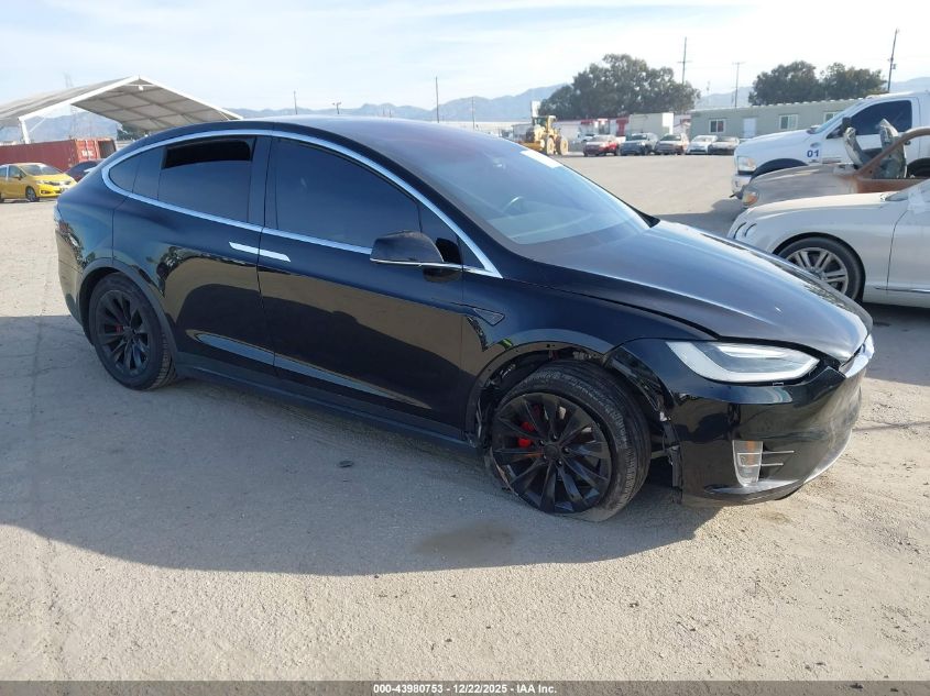 2016 Tesla Model X 60D/70D/75D/90D VIN: 5YJXCAE22GF006531 Lot: 43980753