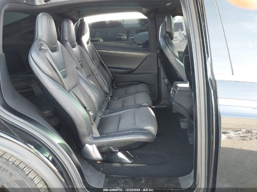 2016 Tesla Model X 60D/70D/75D/90D VIN: 5YJXCAE22GF006531 Lot: 43980753