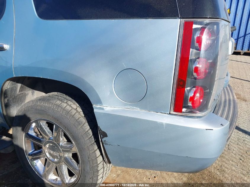 2011 GMC Yukon Denali VIN: 1GKS2EEF2BR256138 Lot: 43980771