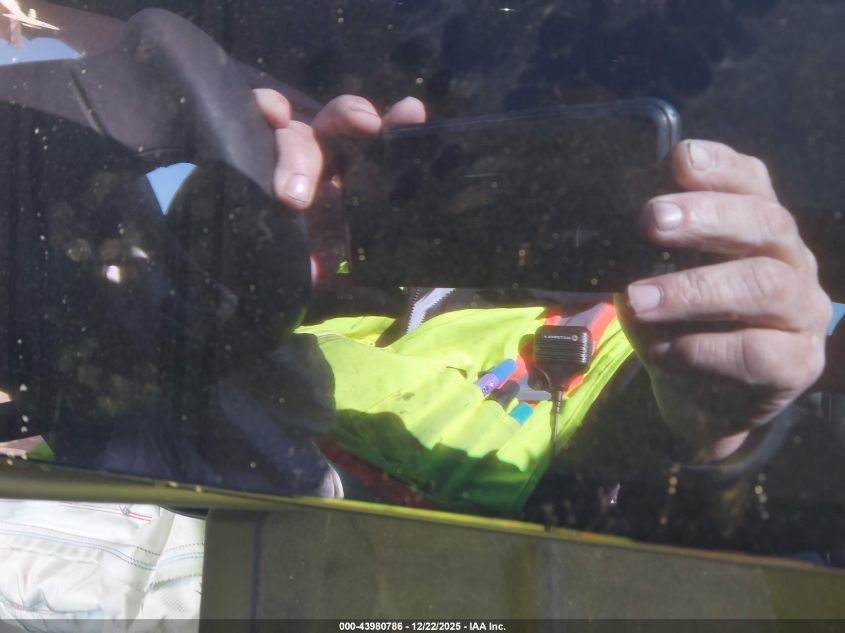 2024 Tesla Model S Long Range VIN: 5YJSA1E55RF537056 Lot: 43980786