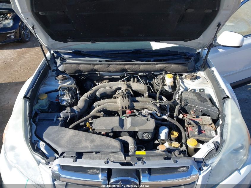 2014 Subaru Outback 2.5I Premium VIN: 4S4BRBCC9E3328440 Lot: 43980818