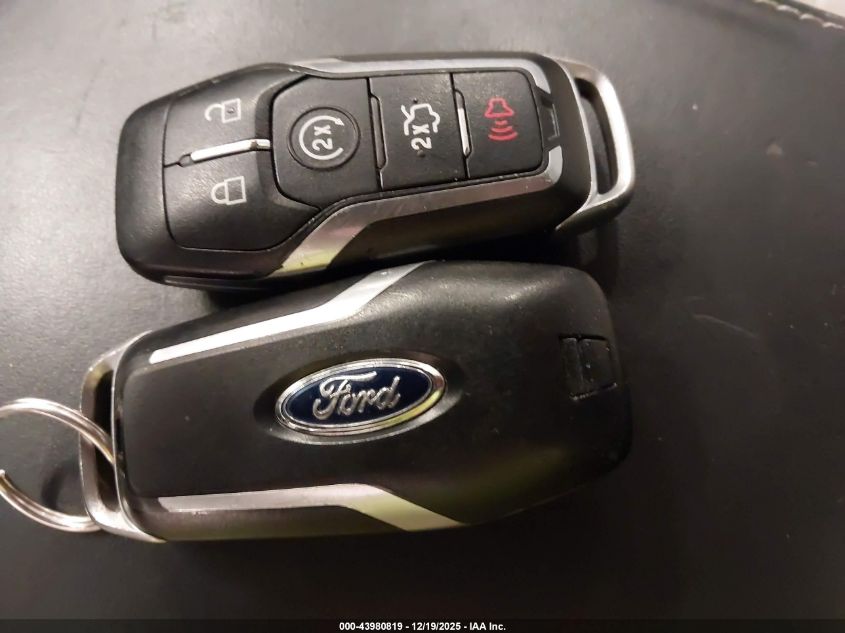 2017 Ford Explorer Platinum VIN: 1FM5K8HT4HGE29038 Lot: 43980819