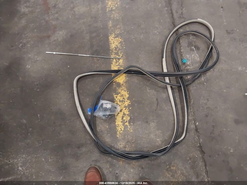 2014 Subaru Outback 2.5I Limited VIN: 4S4BRBLC4E3207993 Lot: 43980824